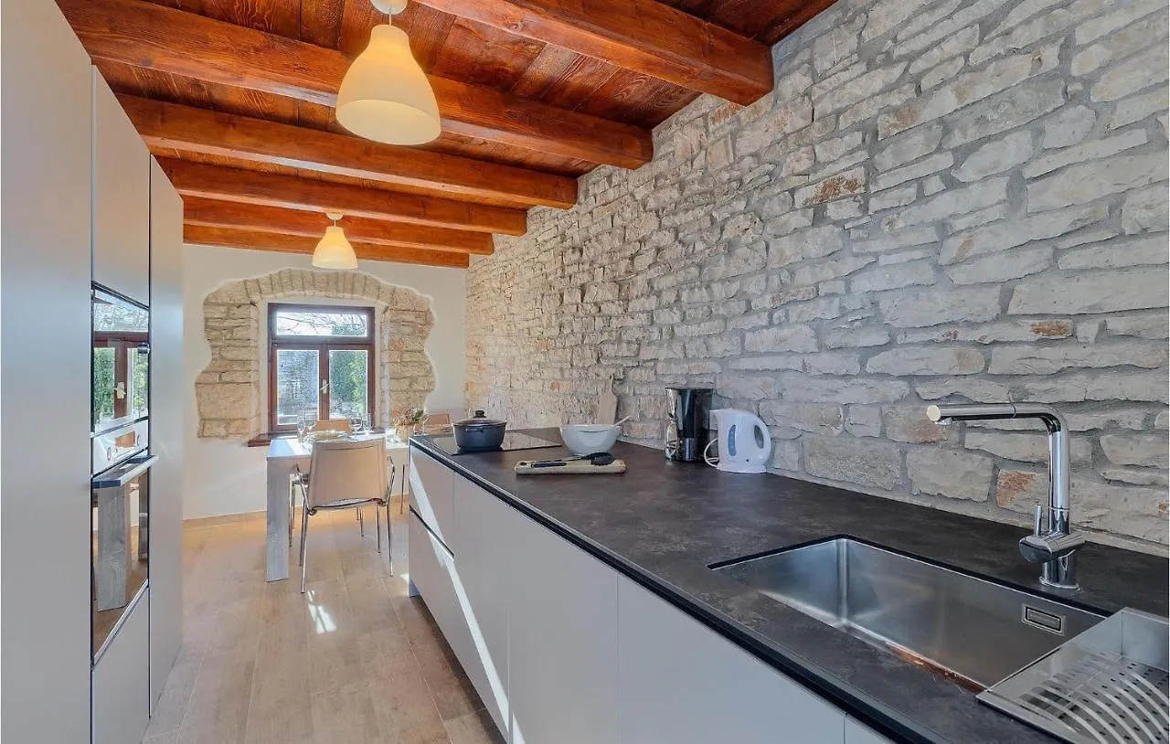 Villa Eufemia Marici