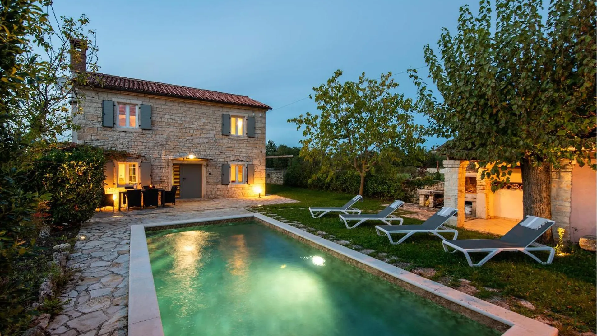 Villa Eufemia Marici  Holiday home Marici (Sveta Nedelja)